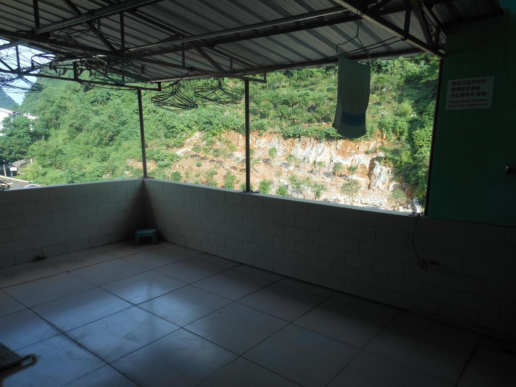 Yangshuo Travellers Land Youth Hostel מראה חיצוני תמונה