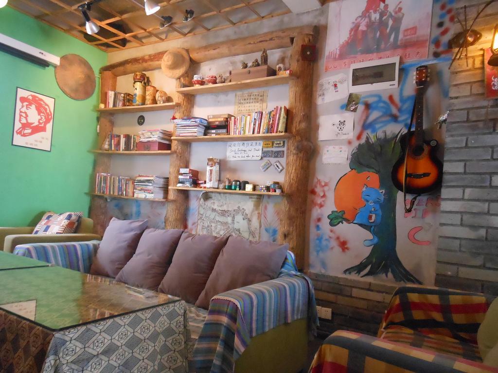 Yangshuo Travellers Land Youth Hostel מראה חיצוני תמונה